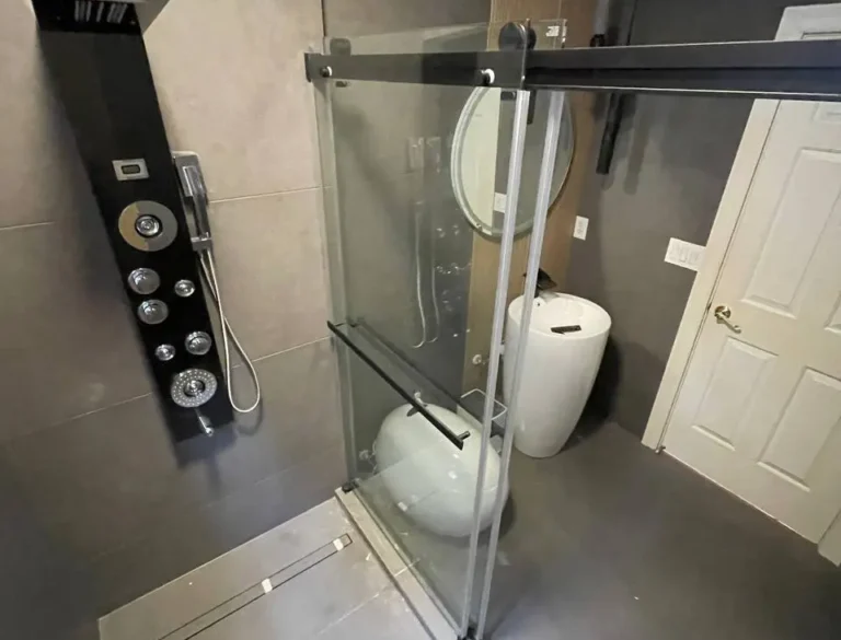 Bathroom Remodel in Renton, WA: Unique Design and Space Optimization