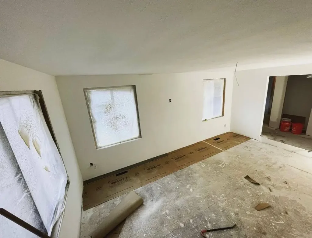 Room before subfloor — Inreal Construction